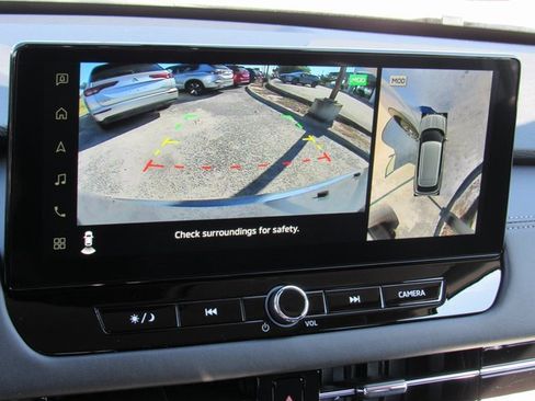 New 2025 Mitsubishi Outlander SE image 15