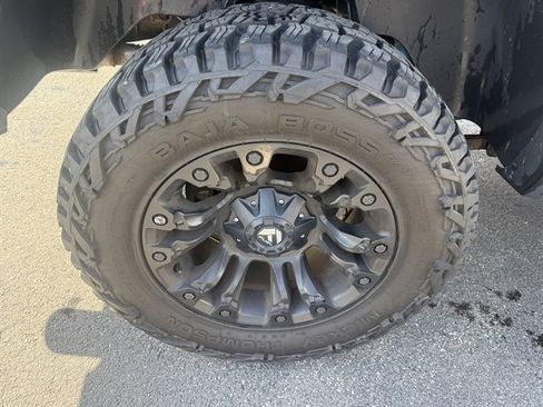 Used 2016 RAM 1500 Rebel w/ Luxury Group image 32