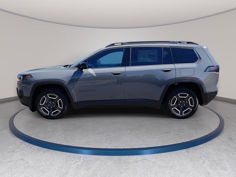 New 2026 Jeep Cherokee Laredo AWD/4WD image 8