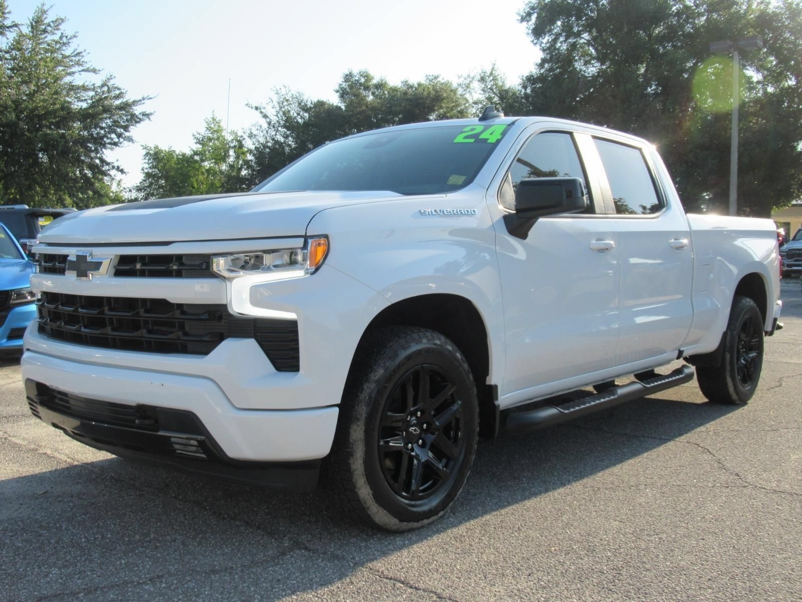 Used 2024 Chevrolet Silverado 1500 RST w/ Protection Package AWD/4WD image 3