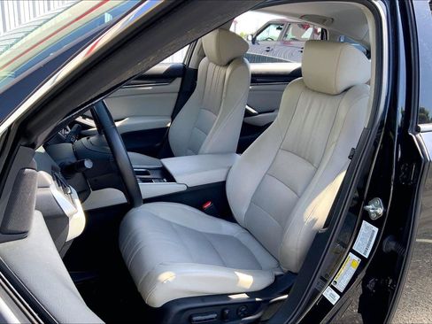 Used 2018 Honda Accord EX-L image 23