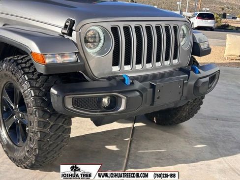 Used 2020 Jeep Wrangler Unlimited Sahara image 10