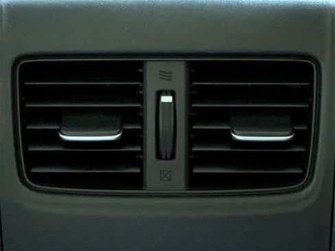 Used 2019 Honda Accord EX-L image 15