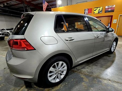 Used 2016 Volkswagen Golf S FWD image 5