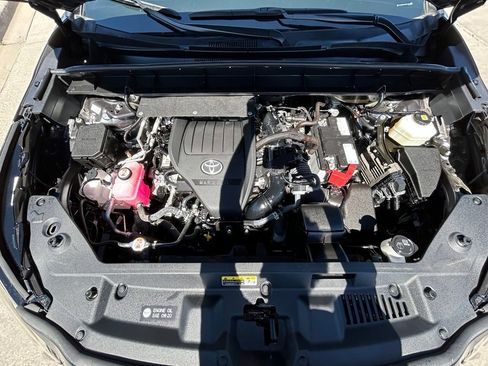Used 2023 Toyota Highlander XLE FWD image 31