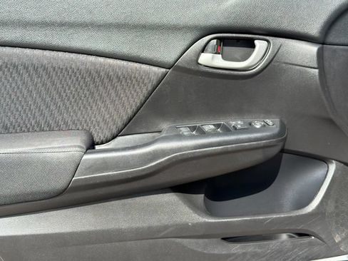 Used 2014 Honda Civic LX image 12