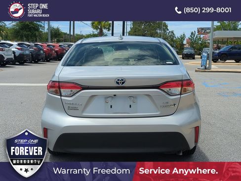Used 2023 Toyota Corolla LE FWD image 6
