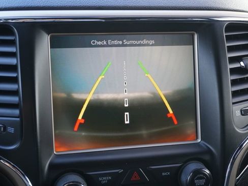 Used 2015 Jeep Grand Cherokee Limited w/ Luxury Group II image 25