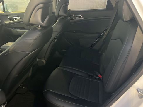 Used 2023 Kia Sportage SX FWD image 11