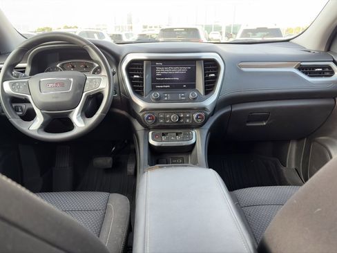 Used 2023 GMC Acadia SLE w/ Driver Convenience Package image 11