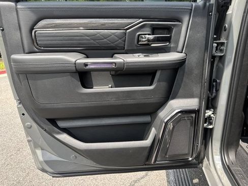 New 2026 RAM 3500 Limited AWD/4WD image 19