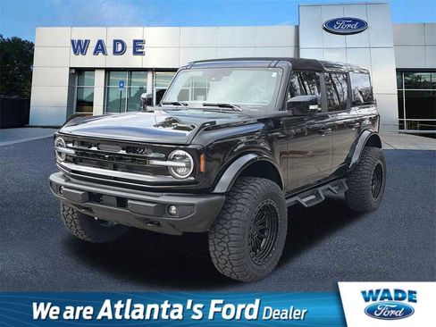 New 2025 Ford Bronco Outer Banks image 1