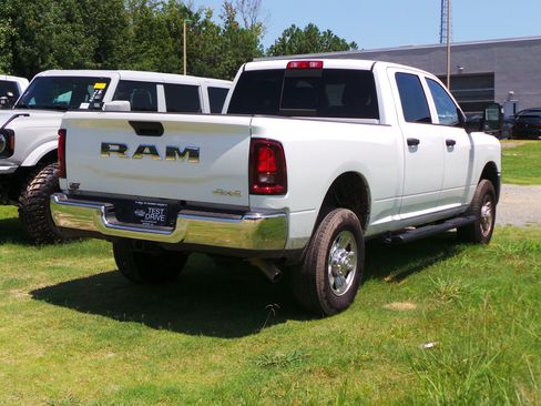Used 2025 RAM 2500 Tradesman AWD/4WD image 5