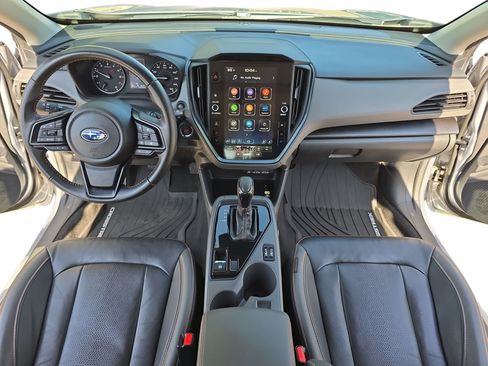 Used 2024 Subaru Crosstrek 2.5i Limited w/ Crosstrek Mirror Package AWD/4WD image 9