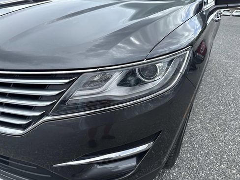 Used 2017 Lincoln MKC Premiere image 9