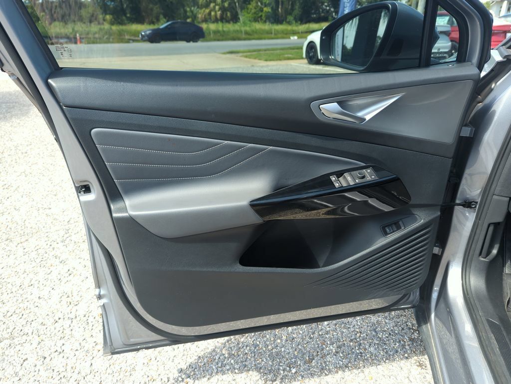 Certified 2023 Volkswagen ID.4 Pro S RWD image 18