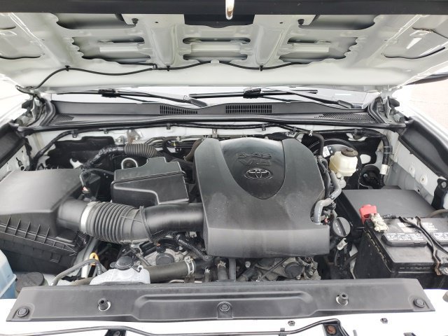 Used 2020 Toyota Tacoma TRD Sport w/ Technology Package AWD/4WD image 11