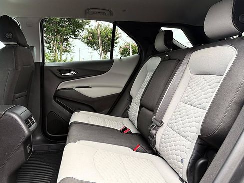 Used 2020 Chevrolet Equinox LT FWD image 10