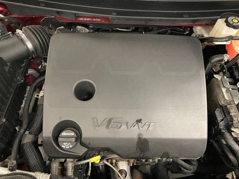 Used 2023 Chevrolet Traverse LT w/ LPO, Floor Liner Package AWD/4WD image 4