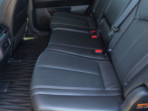 Certified 2025 INFINITI QX60 Luxe w/ Cargo Package FWD image 25