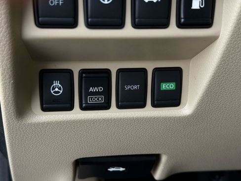 Used 2020 Nissan Rogue SL image 31