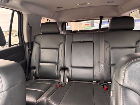 Used 2018 GMC Yukon SLT w/ Open Road Package image 11