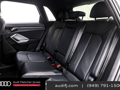 New 2025 Audi Q3 2.0T Premium image 8