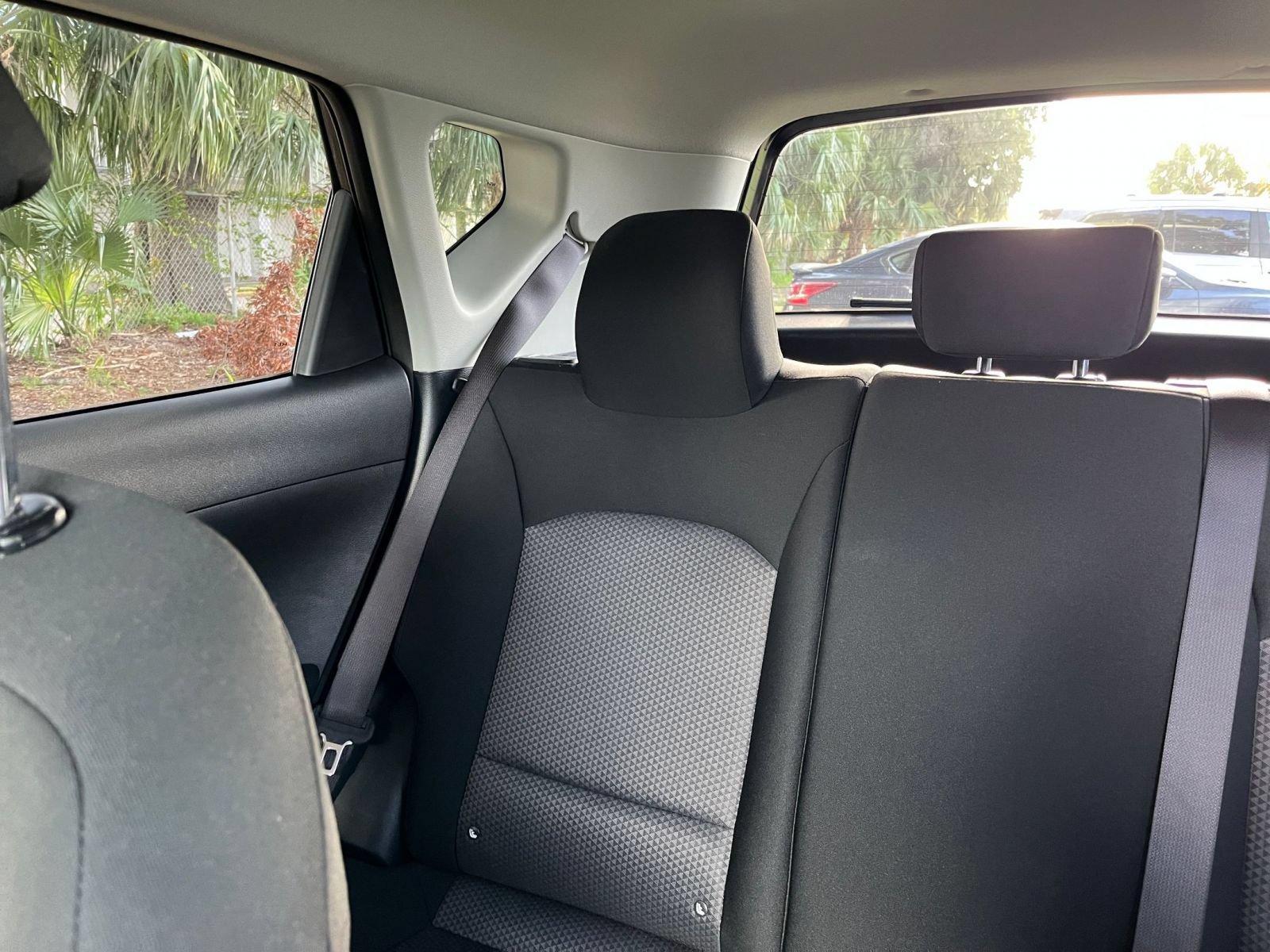 Used 2025 Kia Soul LX w/ LX Technology Package FWD image 37