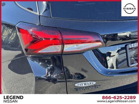 Used 2022 Chevrolet Equinox RS image 13