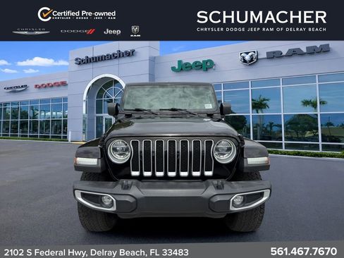 Used 2021 Jeep Wrangler Unlimited Sahara AWD/4WD image 2