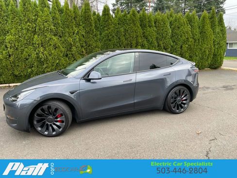Used 2022 Tesla Model Y Performance image 5