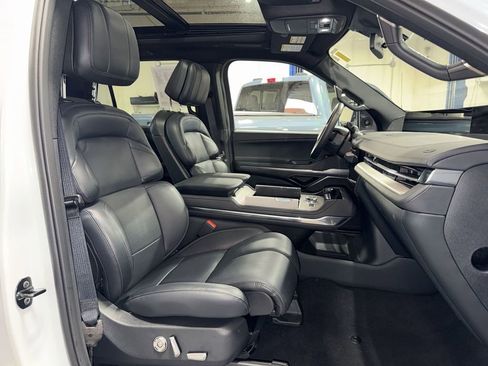 Certified 2026 Lincoln Navigator Reserve w/ Jet Appearance Package AWD/4WD image 28