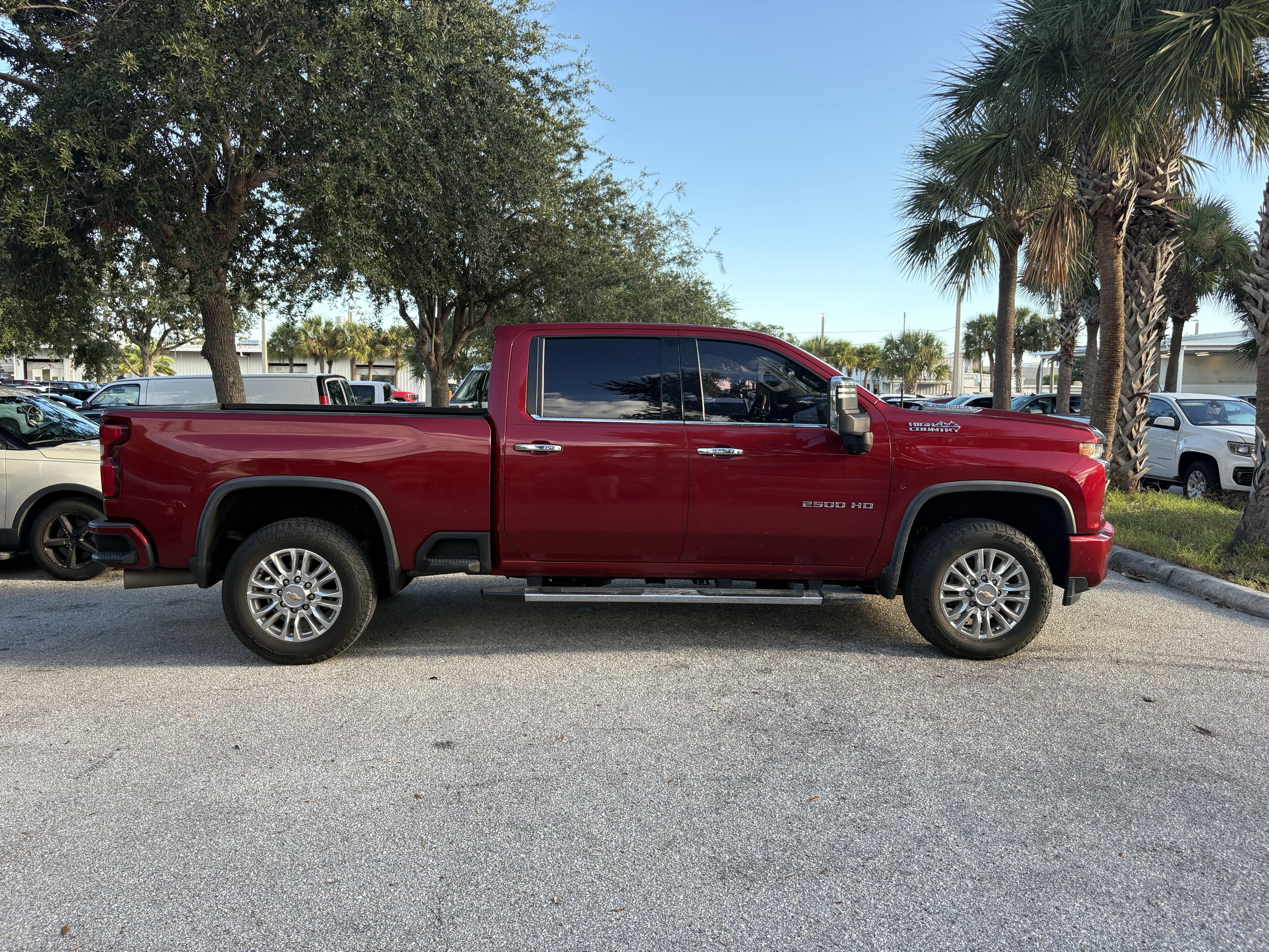 Used 2021 Chevrolet Silverado 2500 High Country w/ Z71 Off-Road Package AWD/4WD image 7