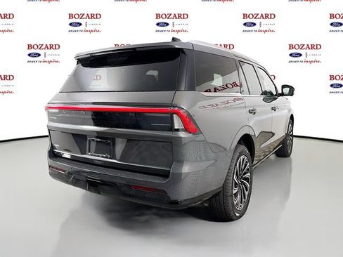 New 2025 Lincoln Navigator Black Label AWD/4WD image 7