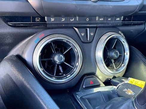 Used 2021 Chevrolet Camaro SS image 15