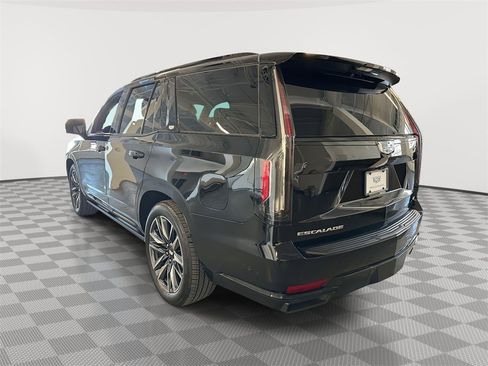 Used 2024 Cadillac Escalade Sport Platinum image 4