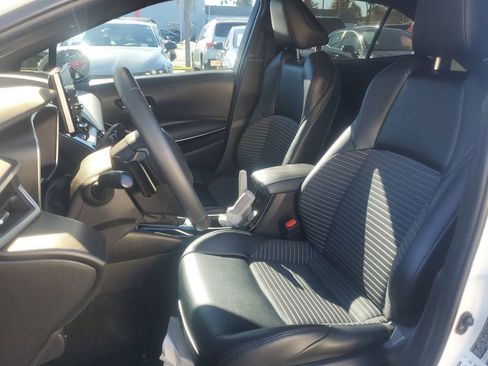 Used 2022 Toyota Corolla XSE image 18