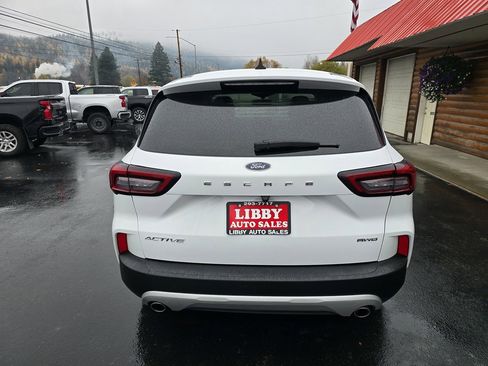 Used 2023 Ford Escape Active image 5