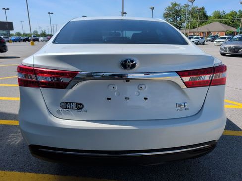 Used 2014 Toyota Avalon XLE Premium FWD image 6