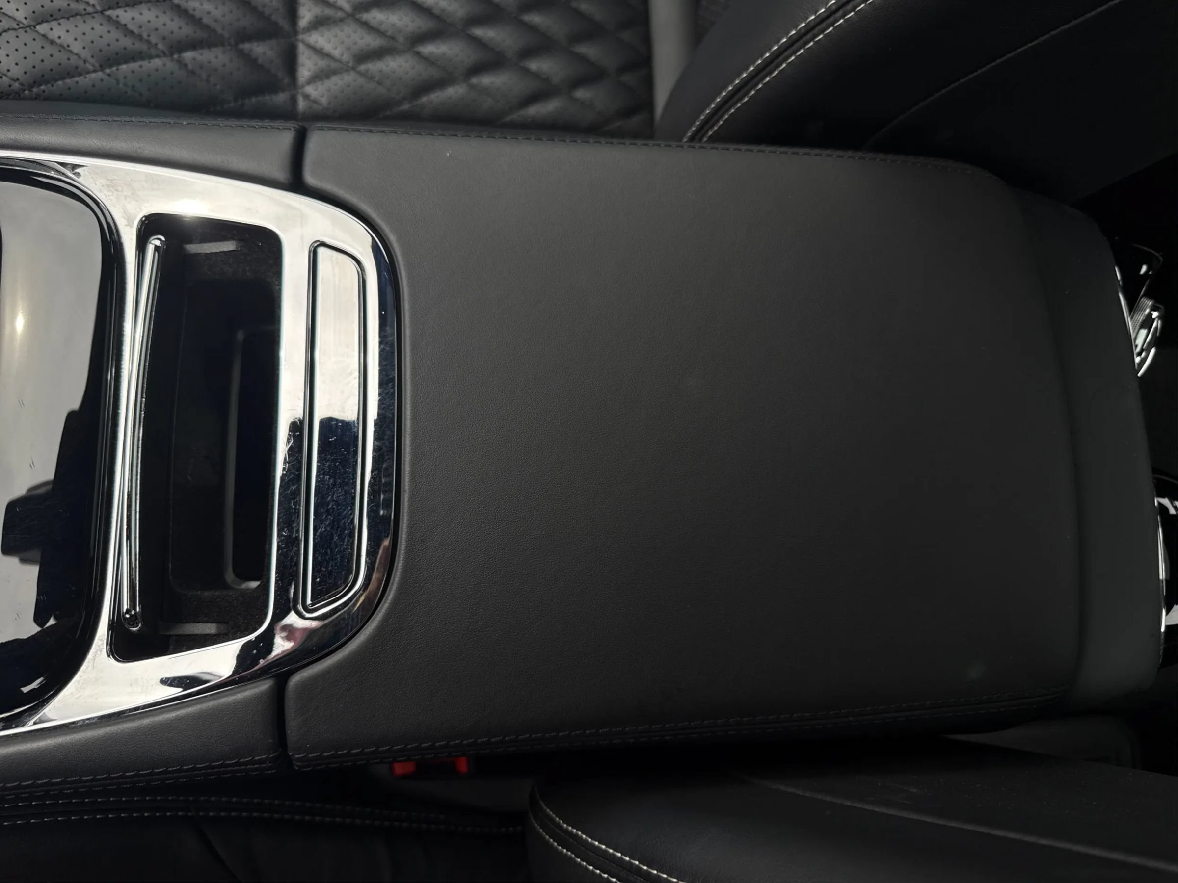 Used 2017 Jaguar XJ L Portfolio RWD image 40