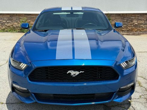 Used 2017 Ford Mustang Coupe RWD image 6