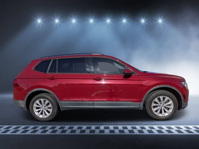 Used 2018 Volkswagen Tiguan S FWD image 2