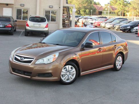 Used 2011 Subaru Legacy 2.5i AWD/4WD image 4