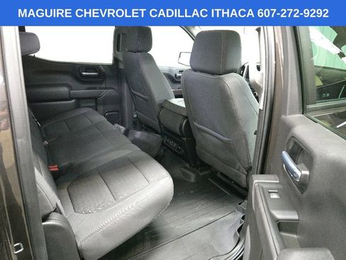 Used 2021 Chevrolet Silverado 1500 LT AWD/4WD image 17