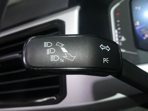 Used 2022 Volkswagen Atlas SE w/ Panoramic Sunroof Package FWD image 35