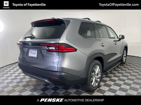 New 2026 Toyota Grand Highlander FWD image 5