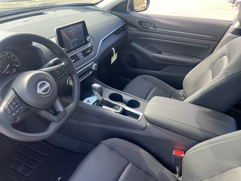 New 2025 Nissan Altima 2.5 S image 18