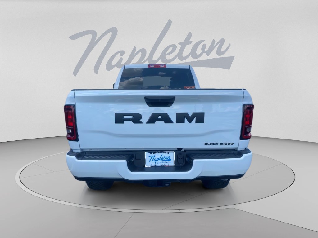 Used 2025 RAM 2500 Big Horn AWD/4WD image 8