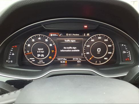 Used 2018 Audi Q7 3.0T Prestige w/ Prestige Package image 25