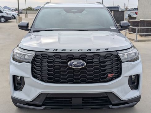 New 2026 Ford Explorer ST AWD/4WD image 6